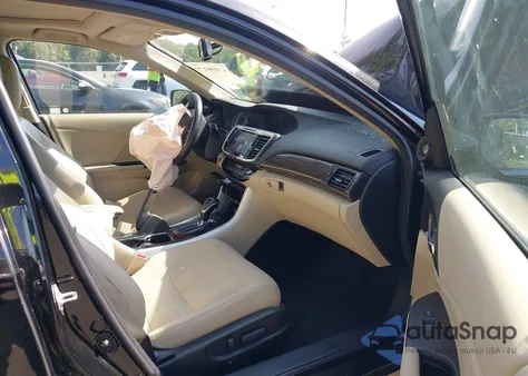 2016 Honda Accord Ex-L z USA, uszkodzony, nr VIN 1HGCR2F82GA246890